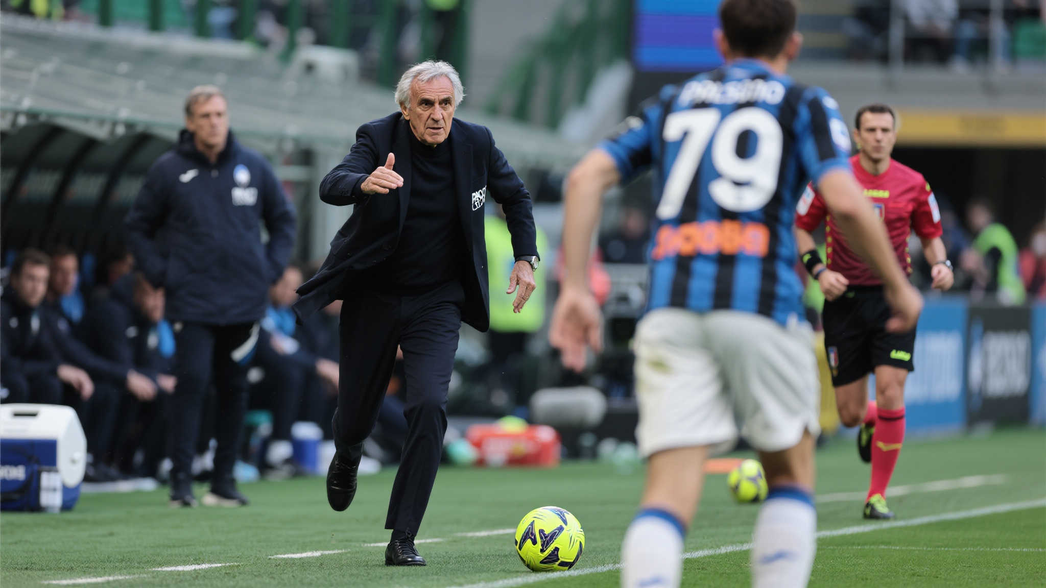 战术体系存在矛盾: 亚特兰大的主教练加斯佩里尼推崇